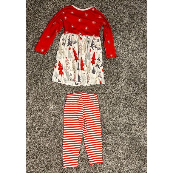 Millie loves lily Christmas outfit size 2 - Picture 2 of 4